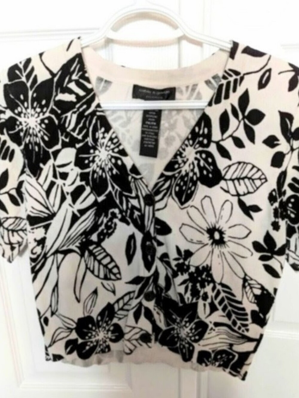 Cable & Guage Black & Cream Short-Sleeve Cropped Cardigan